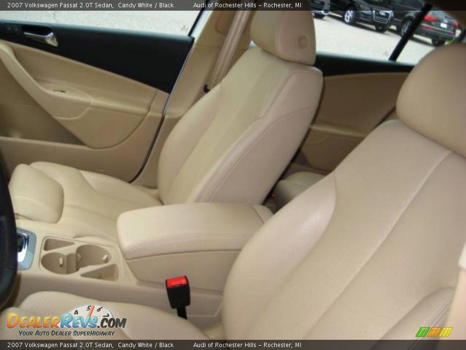 2007 Volkswagen Passat 2.0T Sedan Candy White / Black Photo #12
