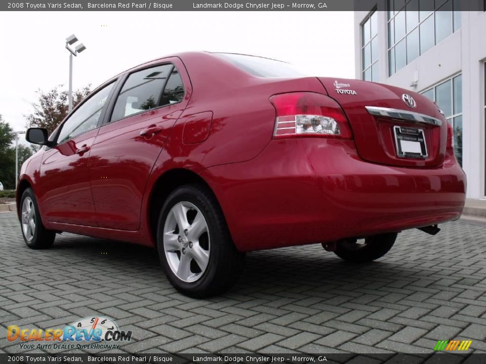 2008 Toyota Yaris Sedan Barcelona Red Pearl / Bisque Photo #3
