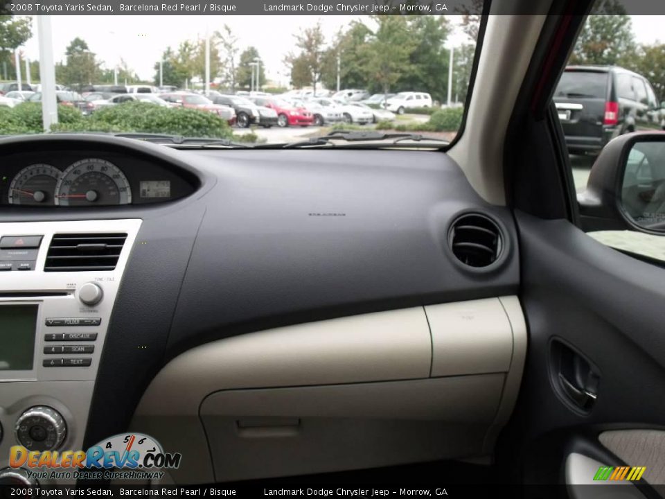 2008 Toyota Yaris Sedan Barcelona Red Pearl / Bisque Photo #18