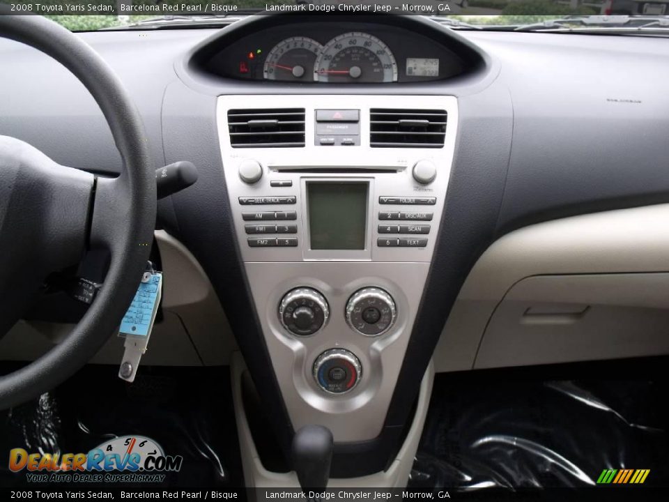 2008 Toyota Yaris Sedan Barcelona Red Pearl / Bisque Photo #19