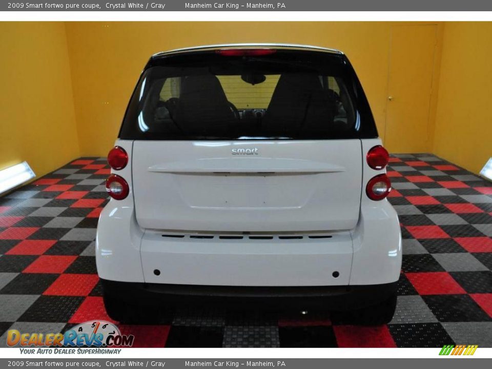 2009 Smart fortwo pure coupe Crystal White / Gray Photo #5