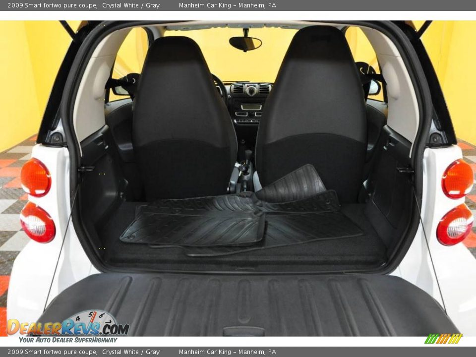 2009 Smart fortwo pure coupe Crystal White / Gray Photo #12