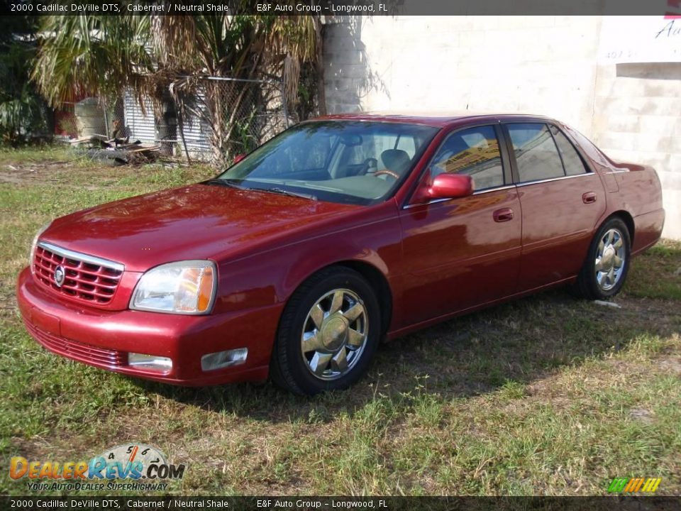 2000 Cadillac DeVille DTS Cabernet / Neutral Shale Photo #4