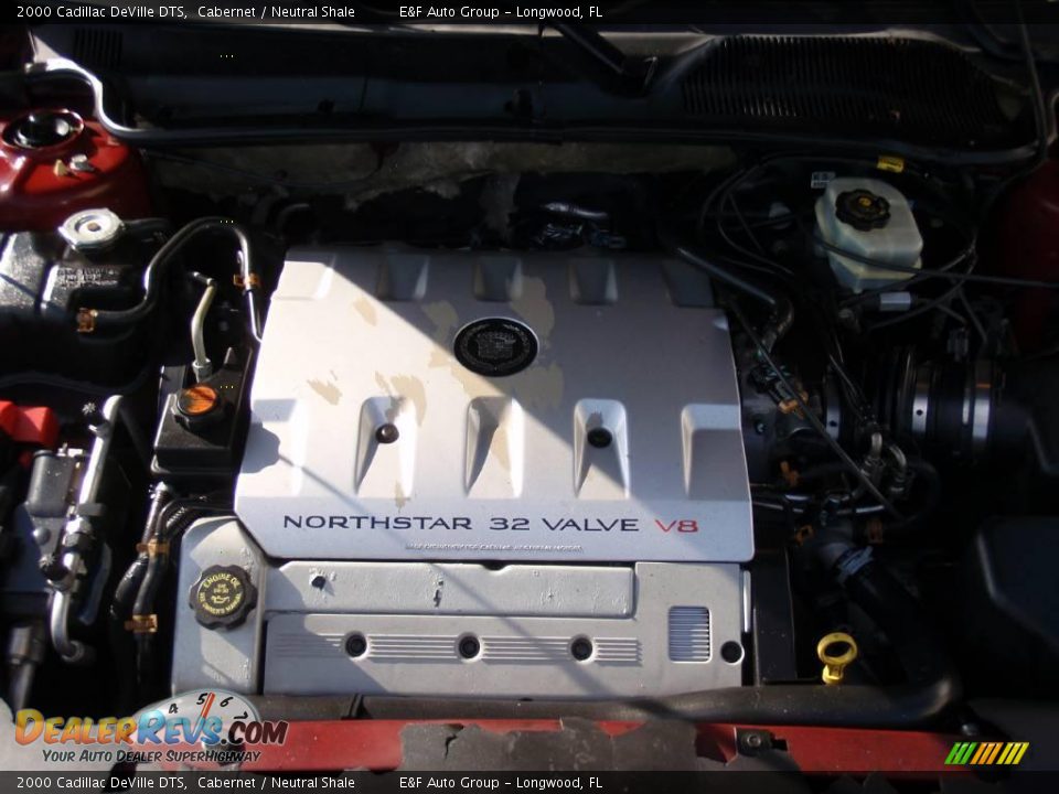 2000 Cadillac DeVille DTS Cabernet / Neutral Shale Photo #14