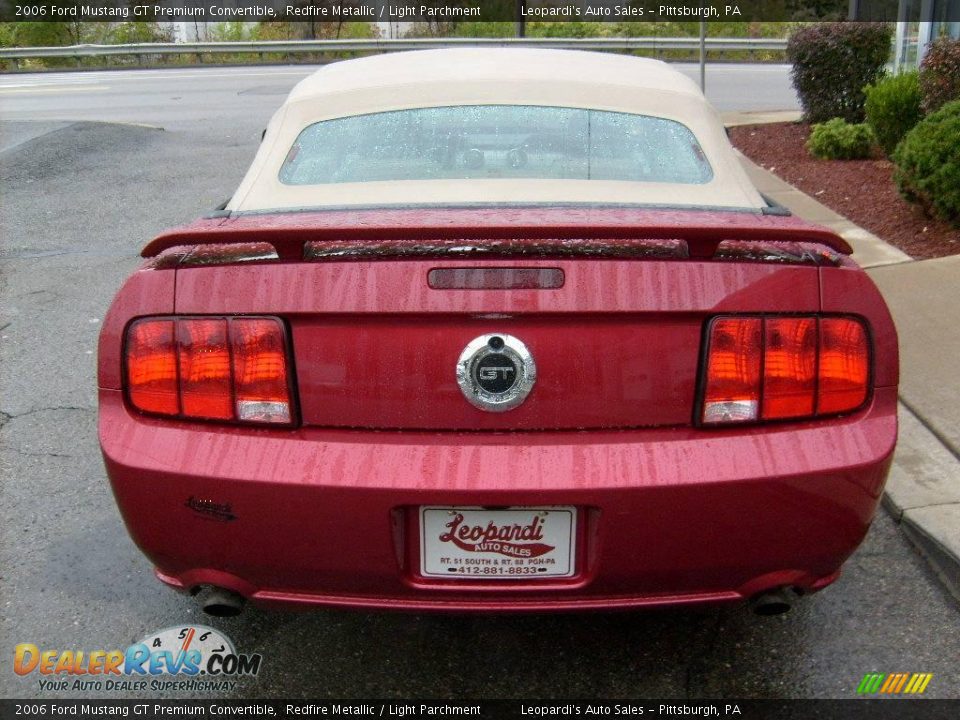 2006 Ford Mustang GT Premium Convertible Redfire Metallic / Light Parchment Photo #4