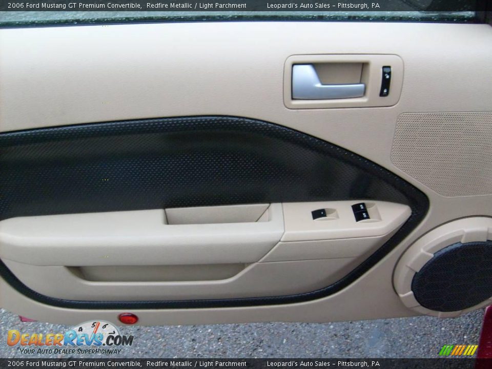 2006 Ford Mustang GT Premium Convertible Redfire Metallic / Light Parchment Photo #10