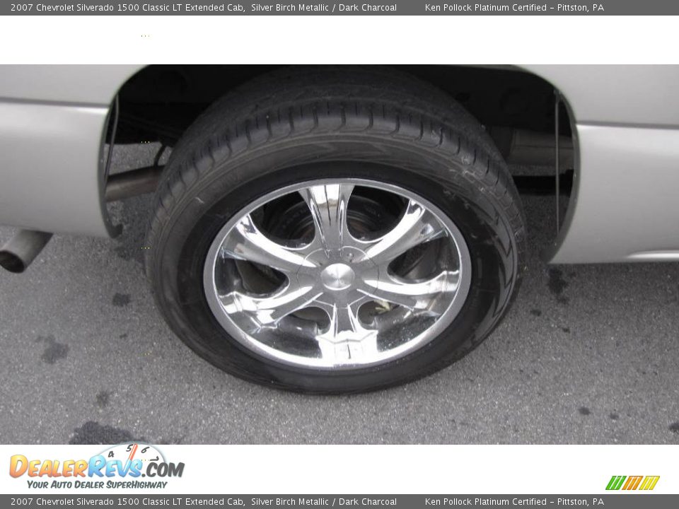 2007 Chevrolet Silverado 1500 Classic LT Extended Cab Silver Birch Metallic / Dark Charcoal Photo #17