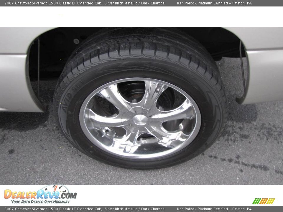 2007 Chevrolet Silverado 1500 Classic LT Extended Cab Silver Birch Metallic / Dark Charcoal Photo #18