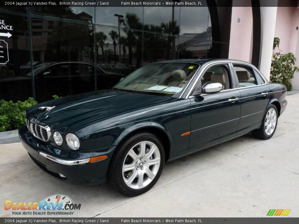 2004 Jaguar XJ Vanden Plas British Racing Green / Sand Photo #1