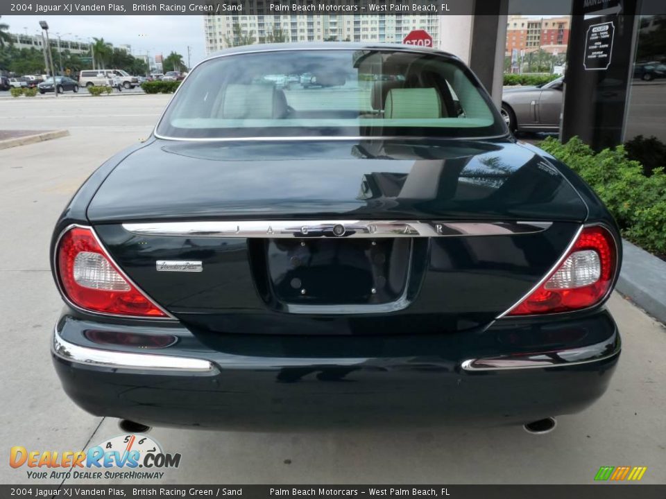 2004 Jaguar XJ Vanden Plas British Racing Green / Sand Photo #5