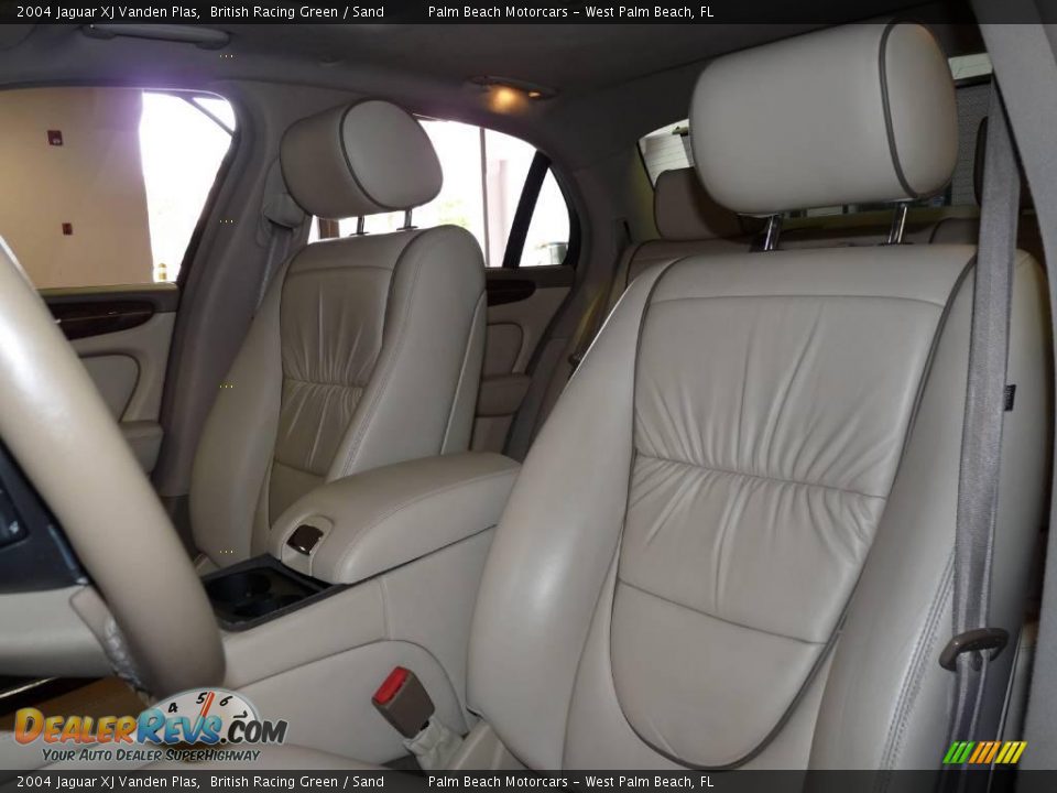 2004 Jaguar XJ Vanden Plas British Racing Green / Sand Photo #20