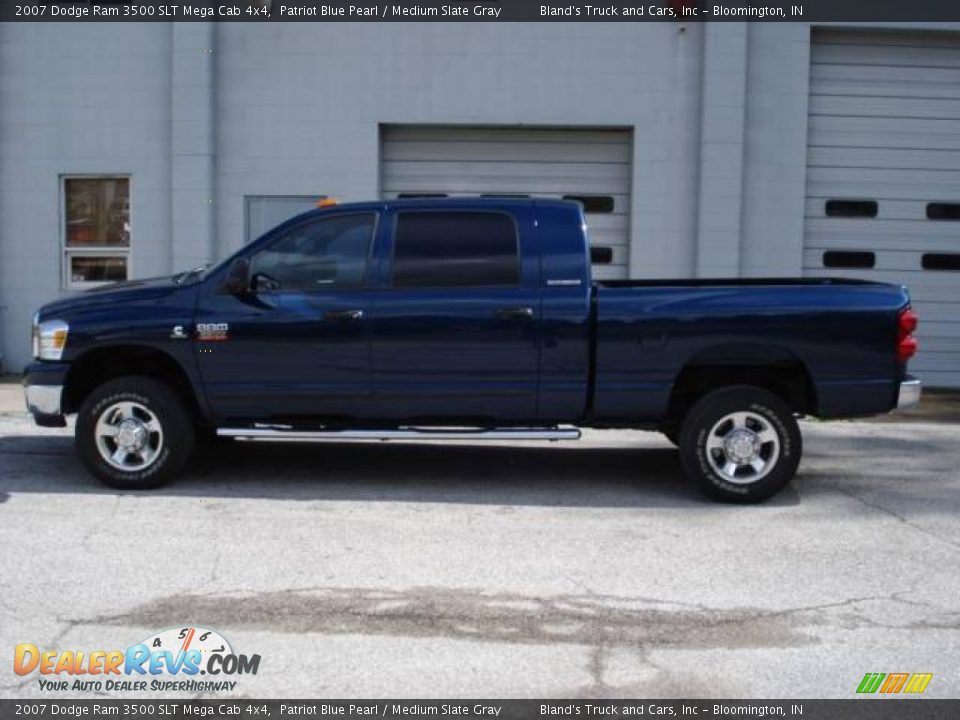 2007 Dodge Ram 3500 SLT Mega Cab 4x4 Patriot Blue Pearl / Medium Slate Gray Photo #7