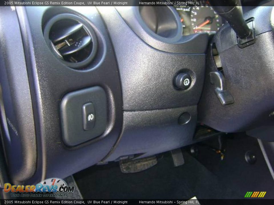 2005 Mitsubishi Eclipse GS Remix Edition Coupe UV Blue Pearl / Midnight Photo #25