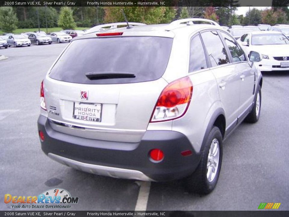 2008 Saturn VUE XE Silver Pearl / Gray Photo #4