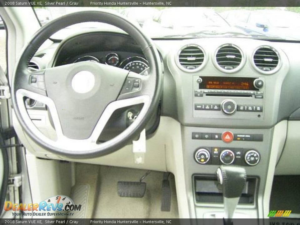 2008 Saturn VUE XE Silver Pearl / Gray Photo #21