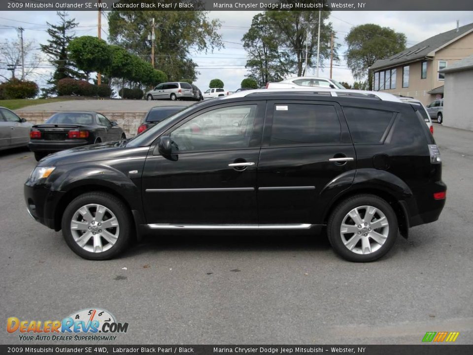 2009 Mitsubishi Outlander SE 4WD Labrador Black Pearl / Black Photo #7