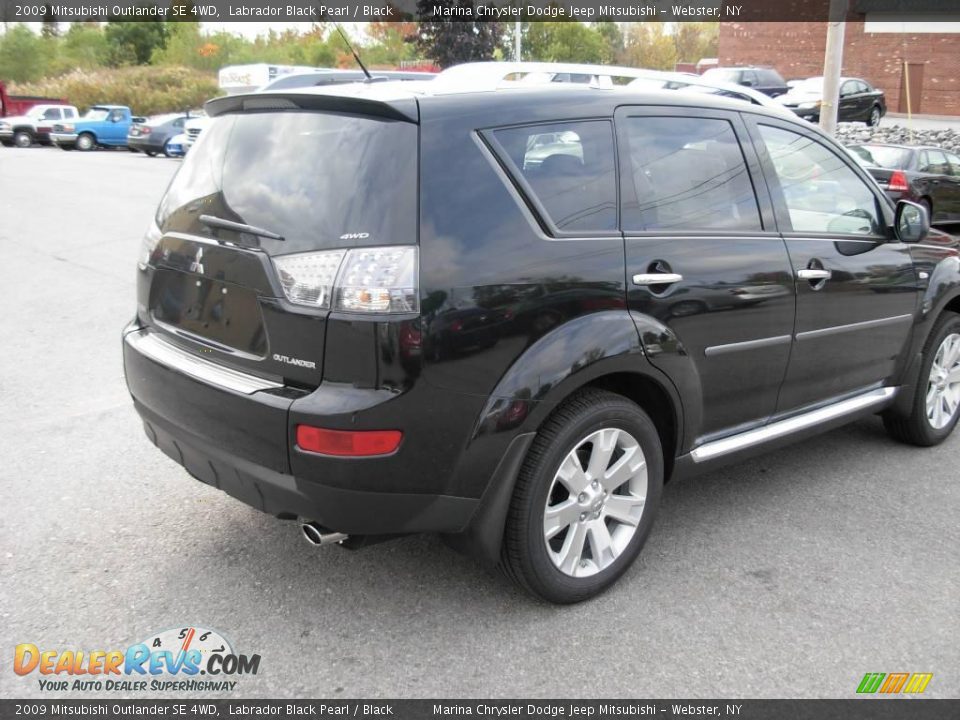 2009 Mitsubishi Outlander SE 4WD Labrador Black Pearl / Black Photo #10