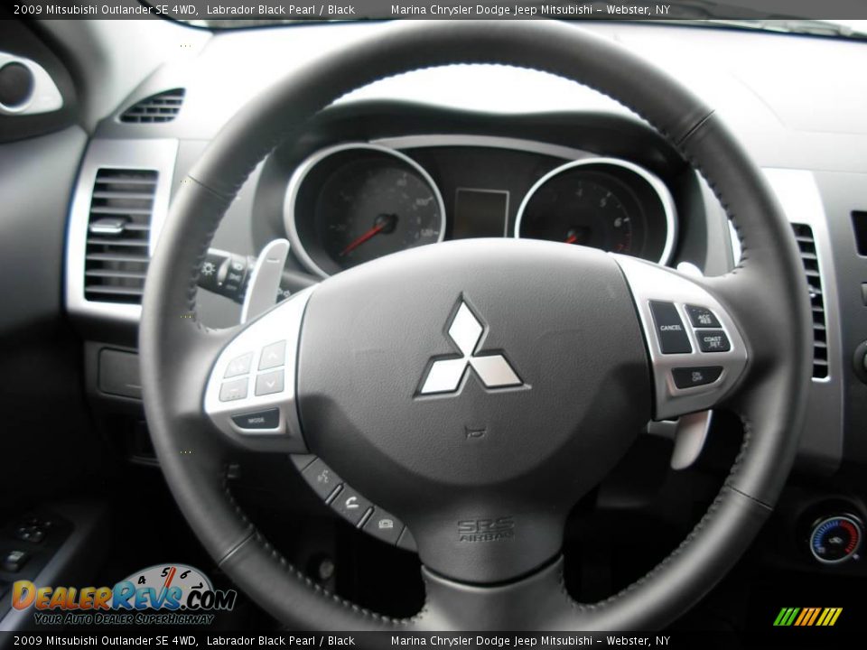 2009 Mitsubishi Outlander SE 4WD Labrador Black Pearl / Black Photo #24