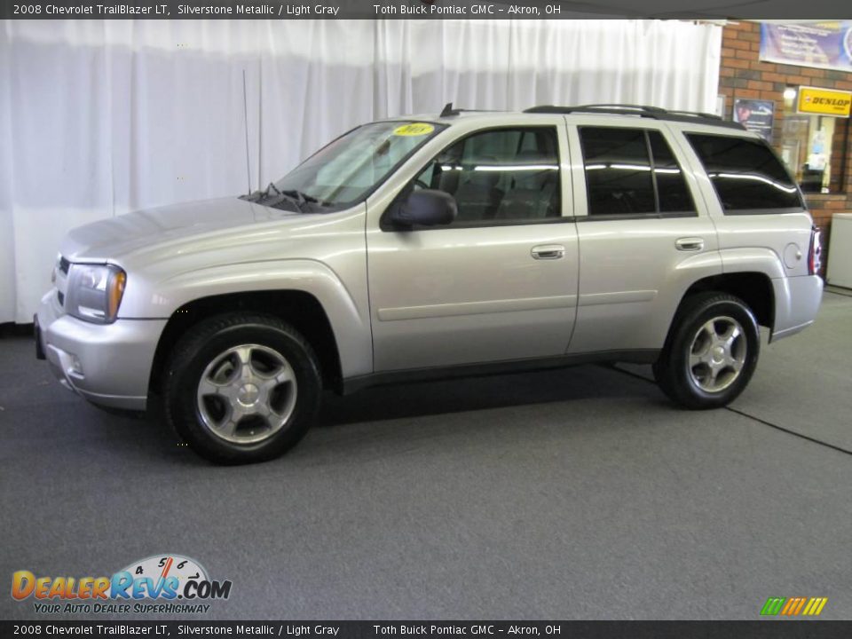 2008 Chevrolet TrailBlazer LT Silverstone Metallic / Light Gray Photo #17