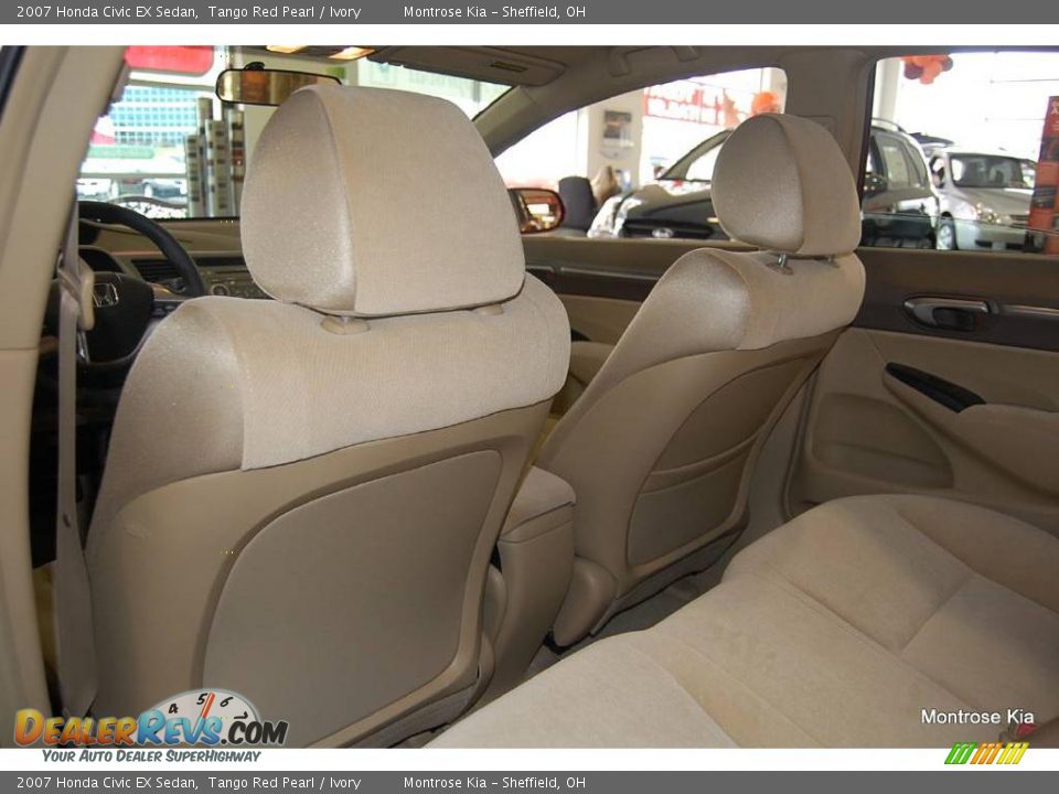 2007 Honda Civic EX Sedan Tango Red Pearl / Ivory Photo #16