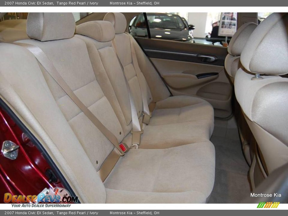 2007 Honda Civic EX Sedan Tango Red Pearl / Ivory Photo #19
