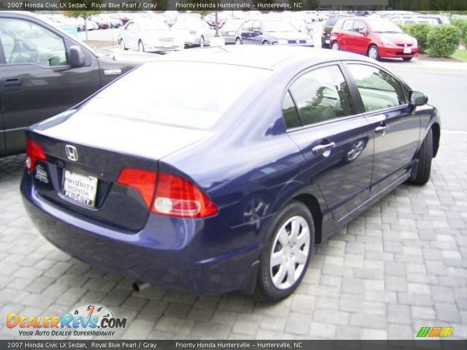 2007 Honda Civic LX Sedan Royal Blue Pearl / Gray Photo #4