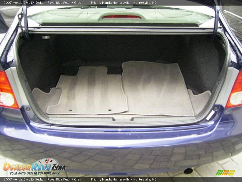2007 Honda Civic LX Sedan Royal Blue Pearl / Gray Photo #12