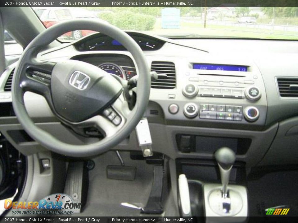 2007 Honda Civic LX Sedan Royal Blue Pearl / Gray Photo #21