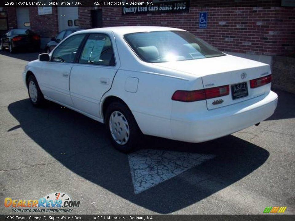 1999 Toyota Camry LE Super White / Oak Photo #3