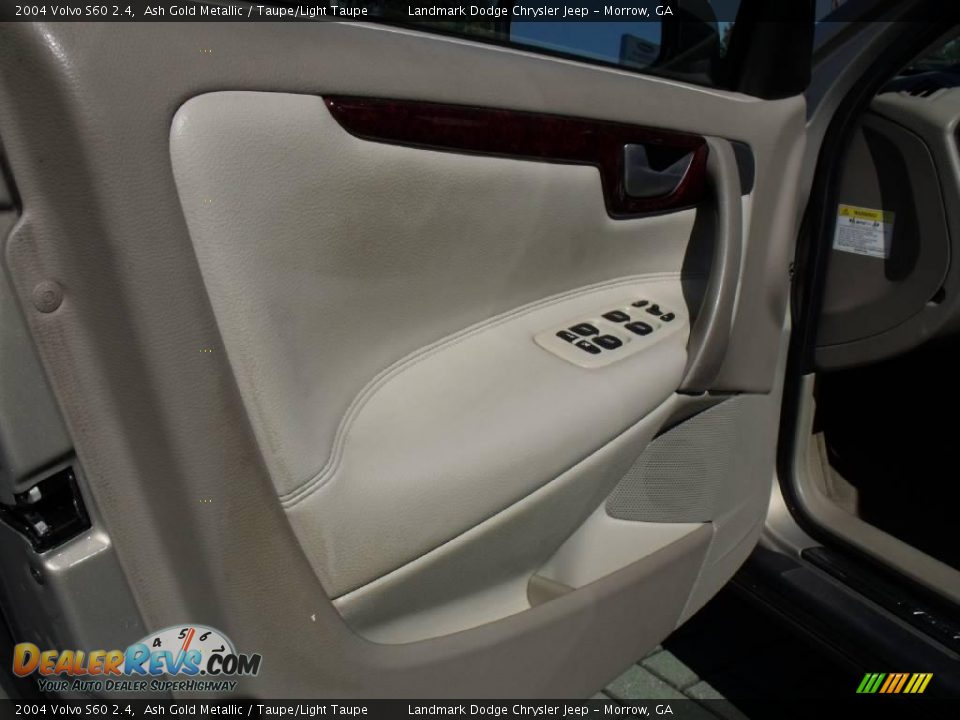 2004 Volvo S60 2.4 Ash Gold Metallic / Taupe/Light Taupe Photo #12
