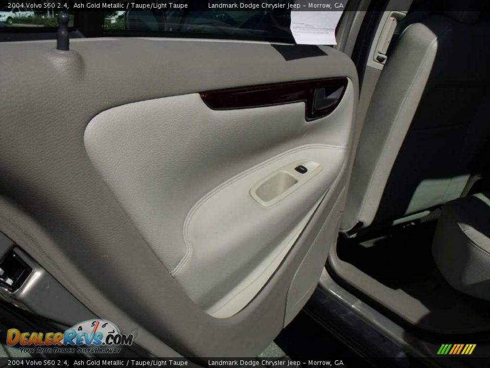 2004 Volvo S60 2.4 Ash Gold Metallic / Taupe/Light Taupe Photo #14