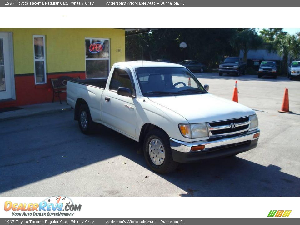 1997 Toyota Tacoma Regular Cab White / Grey Photo #3