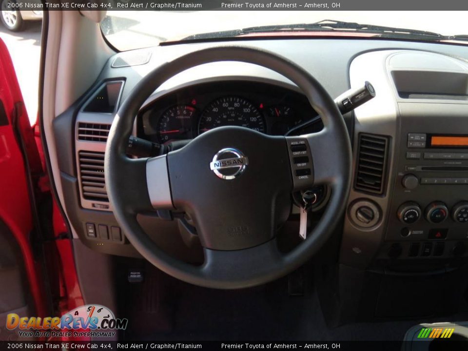 2006 Nissan Titan XE Crew Cab 4x4 Red Alert / Graphite/Titanium Photo #14