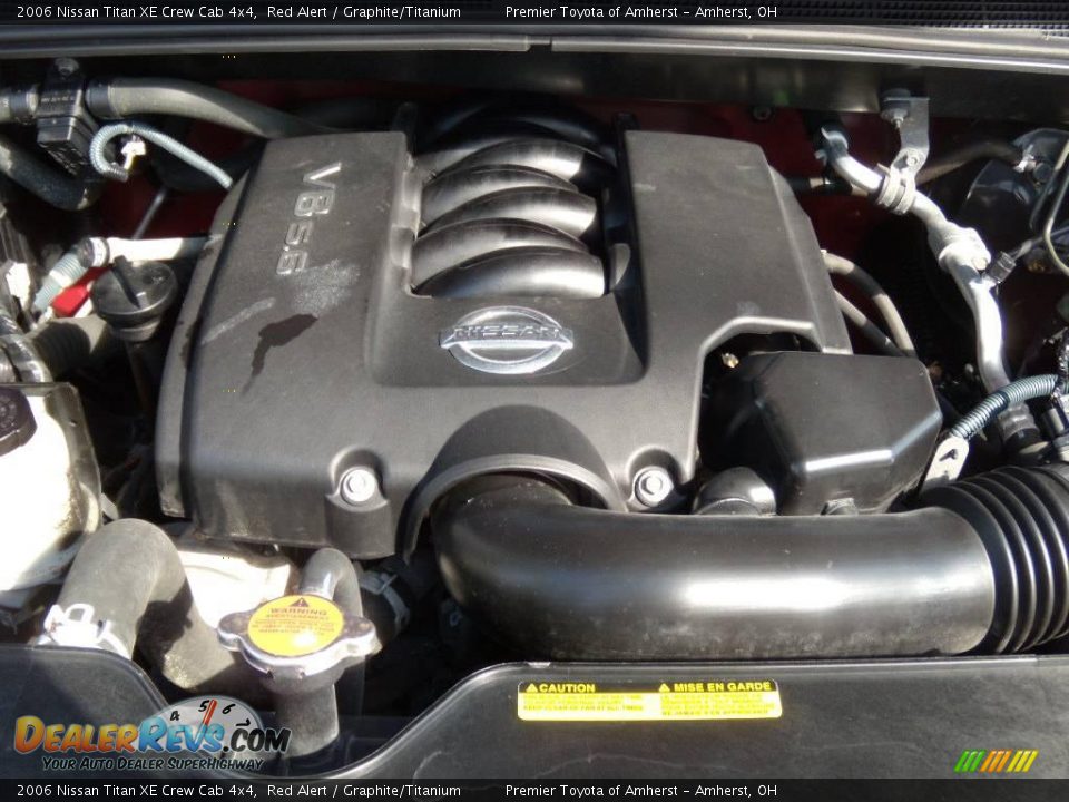 2006 Nissan Titan XE Crew Cab 4x4 Red Alert / Graphite/Titanium Photo #18