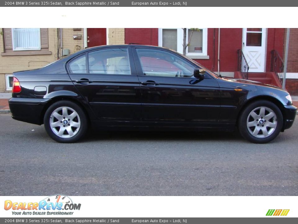 2004 BMW 3 Series 325i Sedan Black Sapphire Metallic / Sand Photo #5