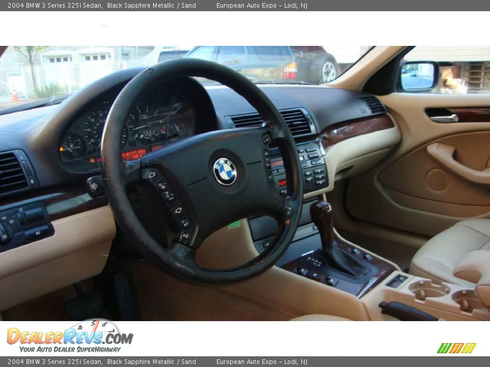 2004 BMW 3 Series 325i Sedan Black Sapphire Metallic / Sand Photo #6