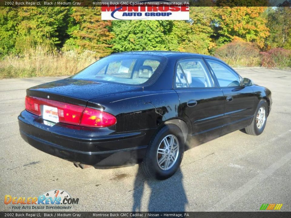 2002 Buick Regal LS Black / Medium Gray Photo #3