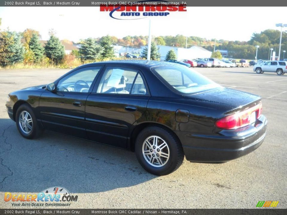 2002 Buick Regal LS Black / Medium Gray Photo #6