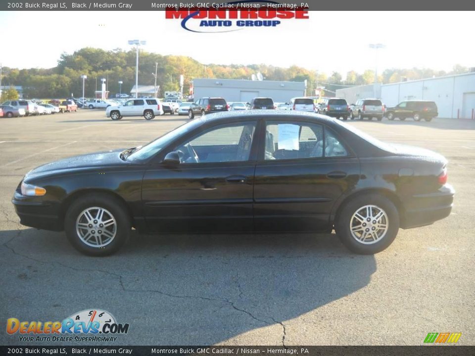2002 Buick Regal LS Black / Medium Gray Photo #7