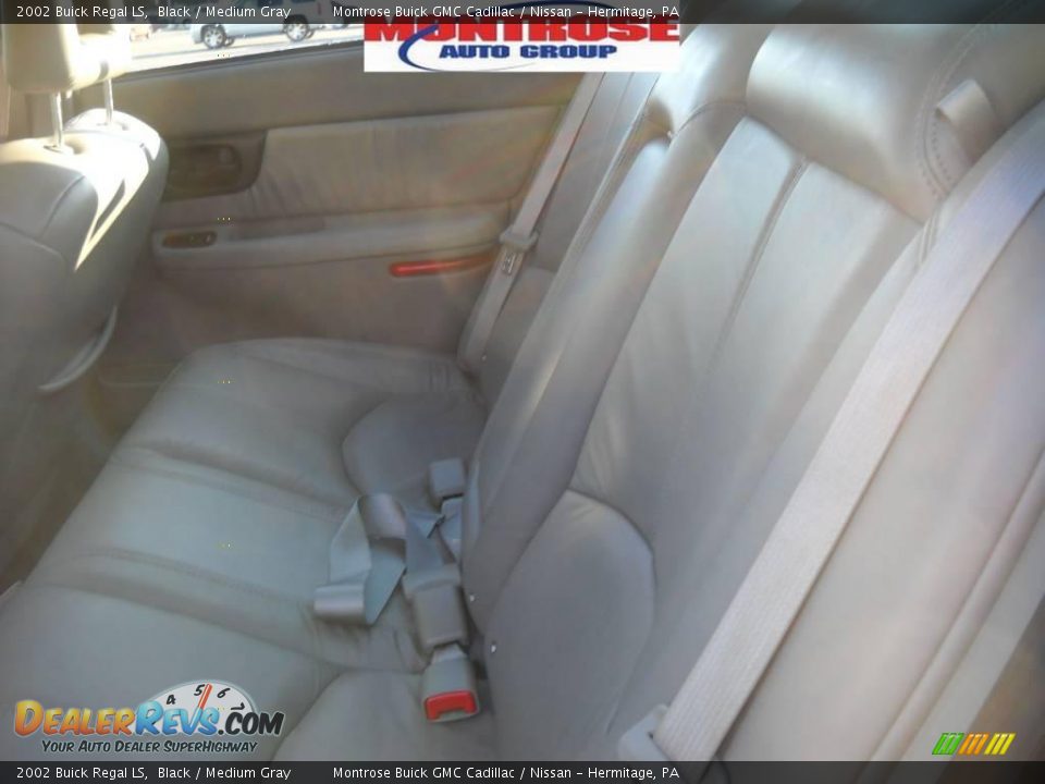 2002 Buick Regal LS Black / Medium Gray Photo #14