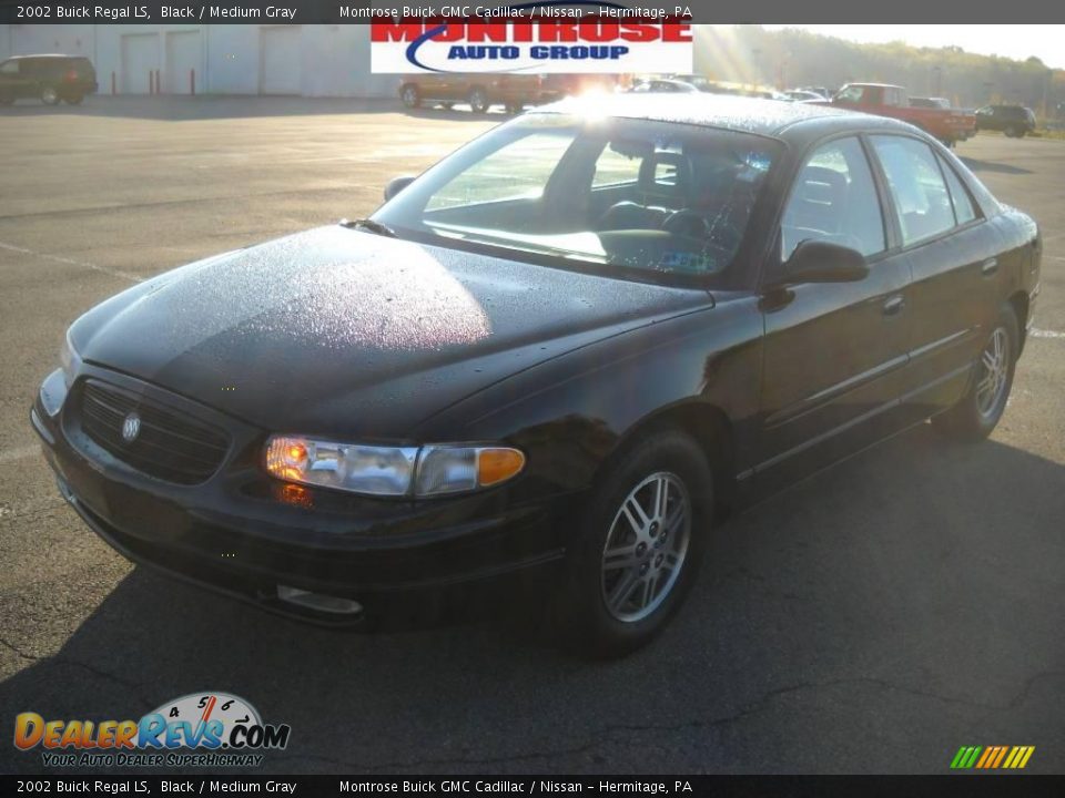 2002 Buick Regal LS Black / Medium Gray Photo #20