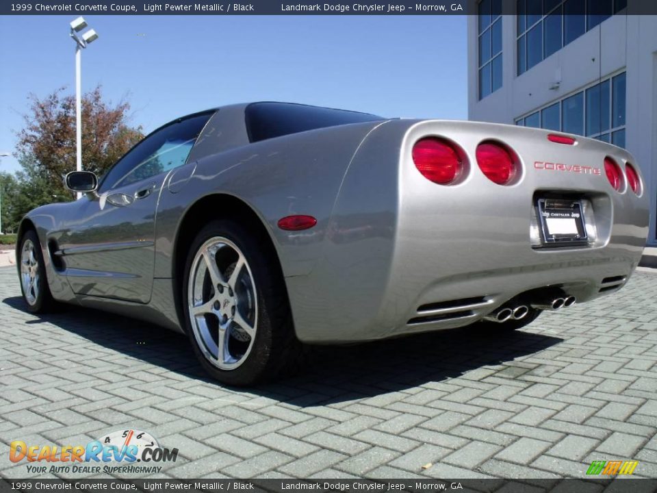 1999 Chevrolet Corvette Coupe Light Pewter Metallic / Black Photo #3