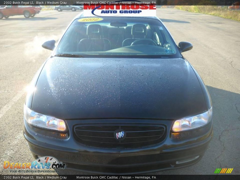 2002 Buick Regal LS Black / Medium Gray Photo #22