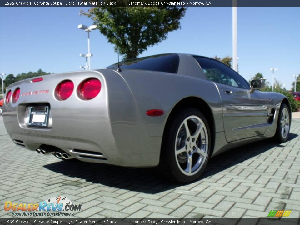 1999 Chevrolet Corvette Coupe Light Pewter Metallic / Black Photo #5