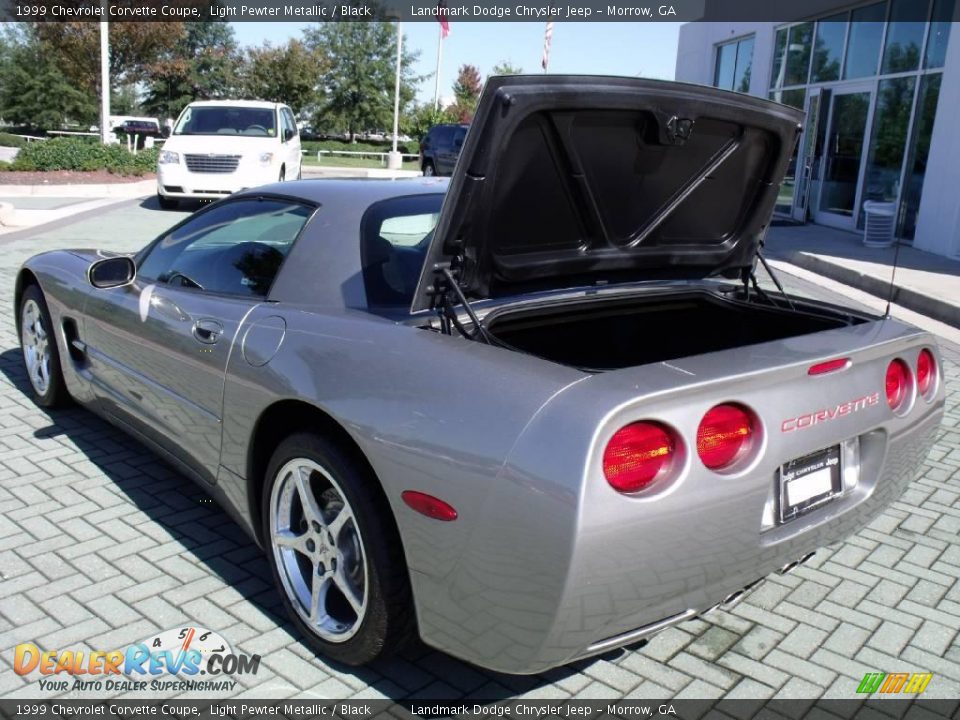 1999 Chevrolet Corvette Coupe Light Pewter Metallic / Black Photo #11