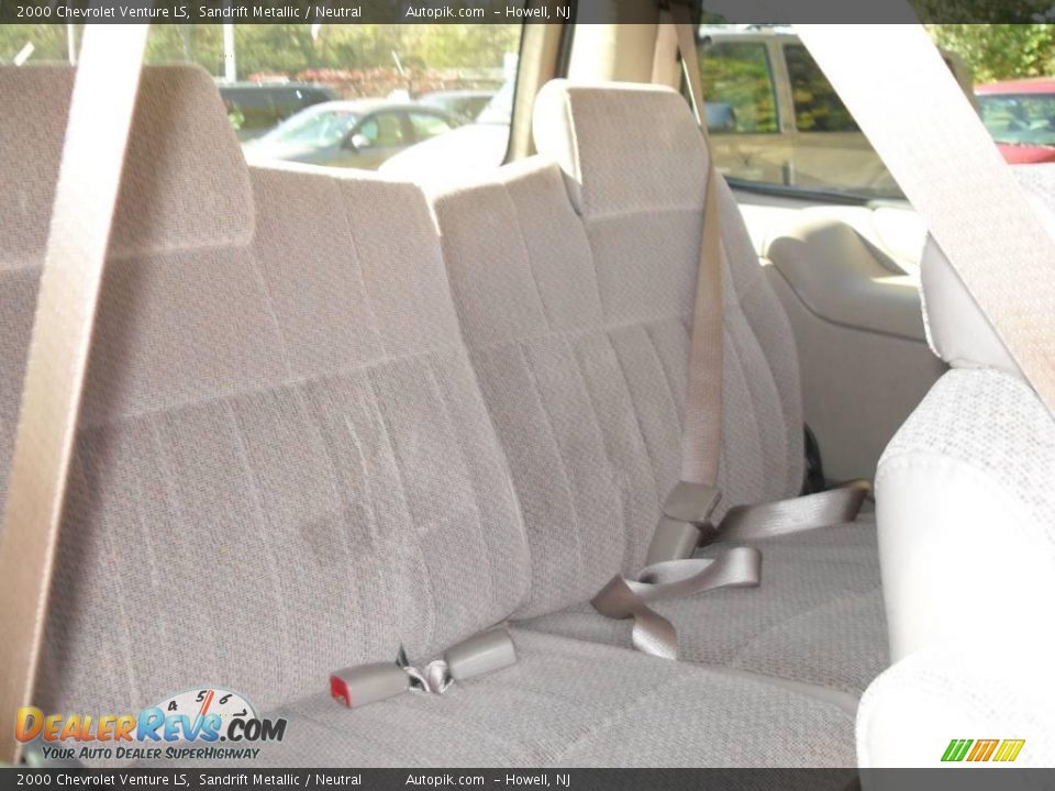 2000 Chevrolet Venture LS Sandrift Metallic / Neutral Photo #12