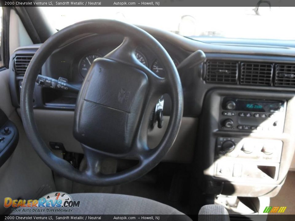2000 Chevrolet Venture LS Sandrift Metallic / Neutral Photo #15