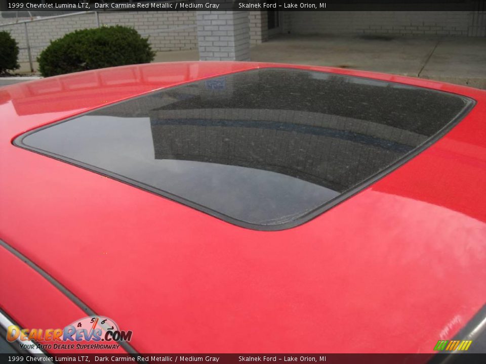 1999 Chevrolet Lumina LTZ Dark Carmine Red Metallic / Medium Gray Photo #17