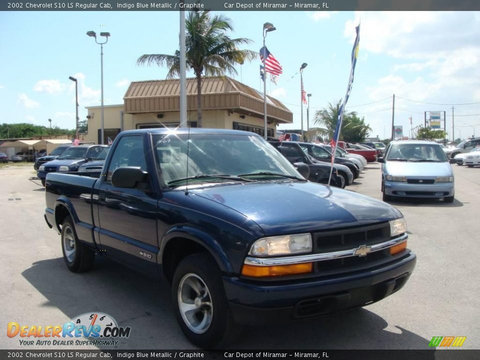 2002 Chevrolet S10 LS Regular Cab Indigo Blue Metallic / Graphite Photo #1