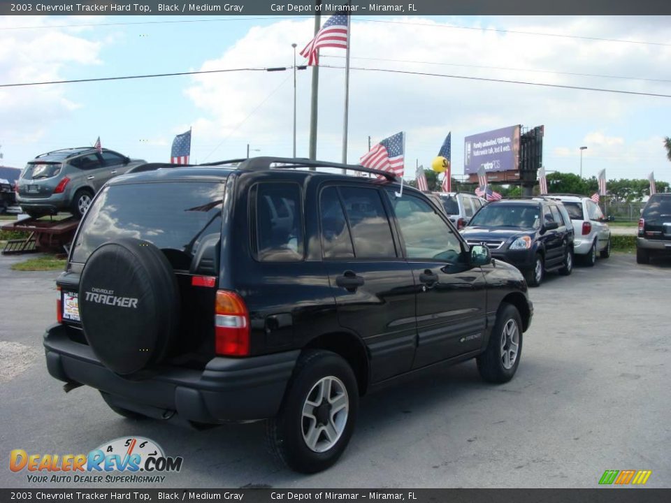 2003 Chevrolet Tracker Hard Top Black / Medium Gray Photo #3